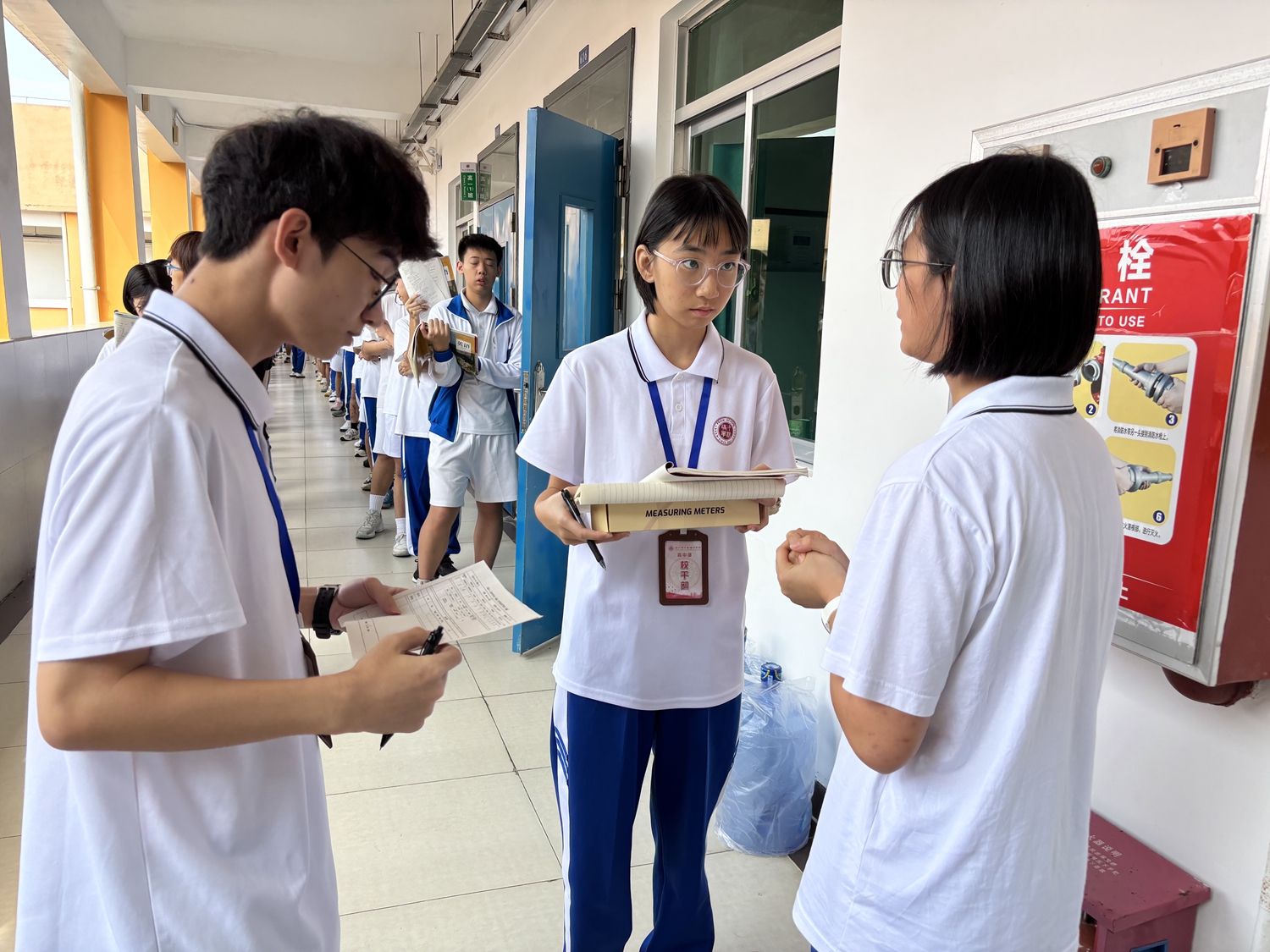 图9：学生干部随机抽背学生.jpg
