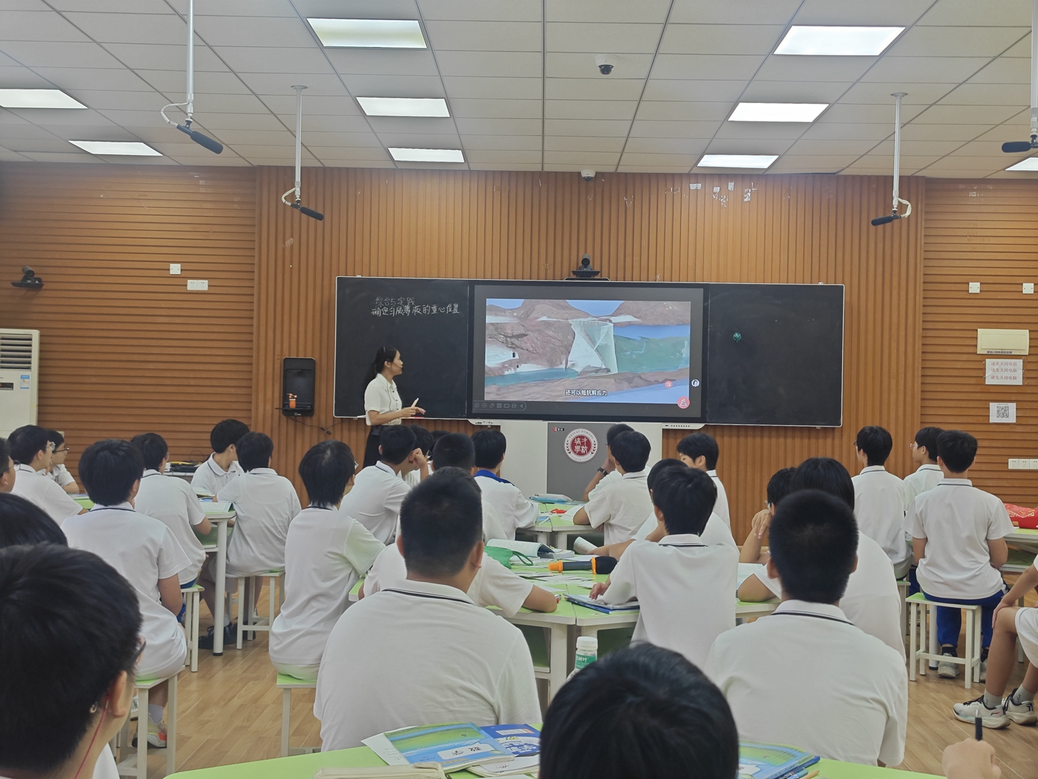 1761637066729382.jpg 插图1.jpg