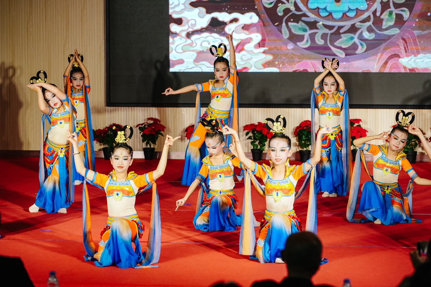 图8 中国舞《觉》.jpg