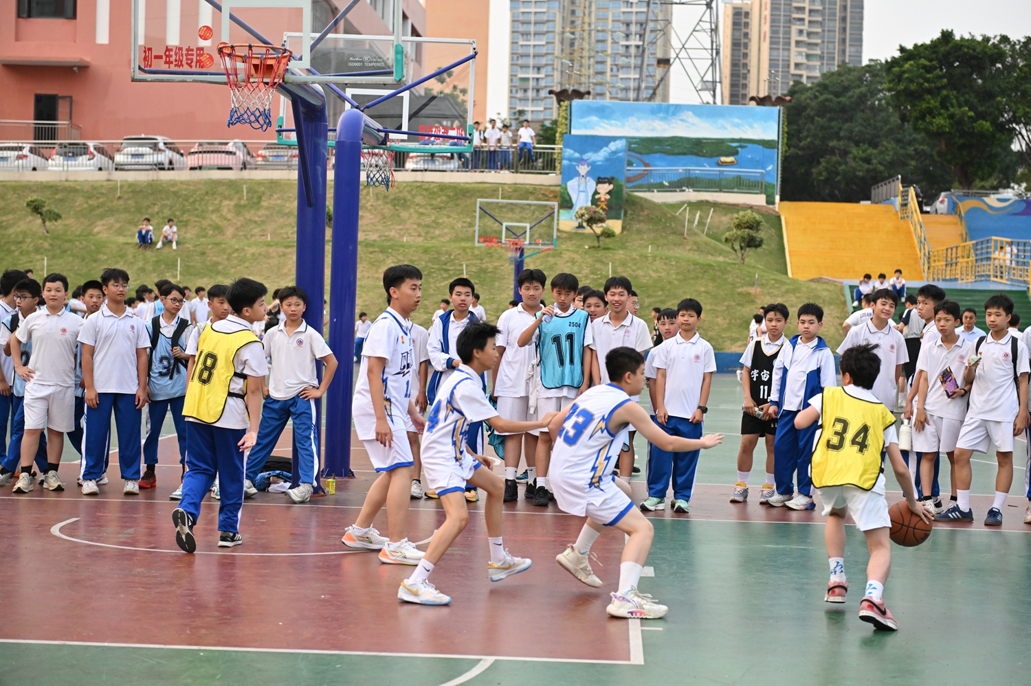 1776240397307631.jpg 图片20篮球赛场精彩瞬间.JPG