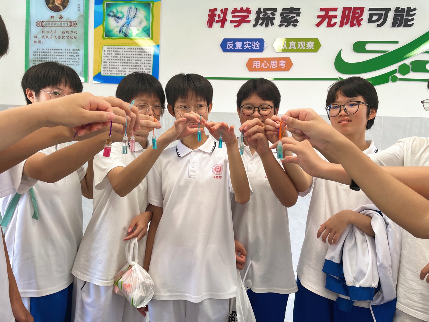 1781580754920991.jpg 图4:DNA链制作活动.jpg